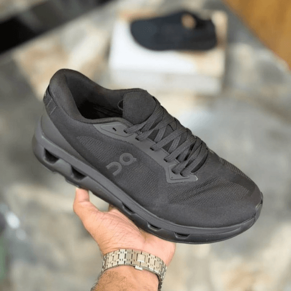 Cloudzone Black Eclipse On Running Shoes