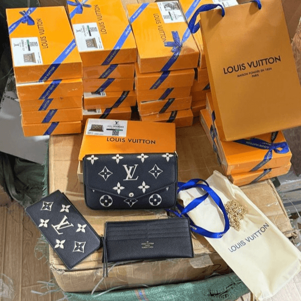 LV Lou__is Vuitton Pochette Felicie Bags