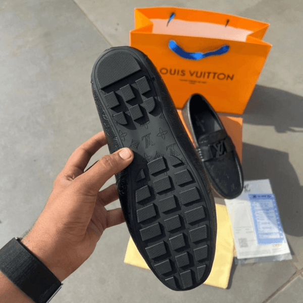 Lou__is Vui__tton Premium Leather Loafers