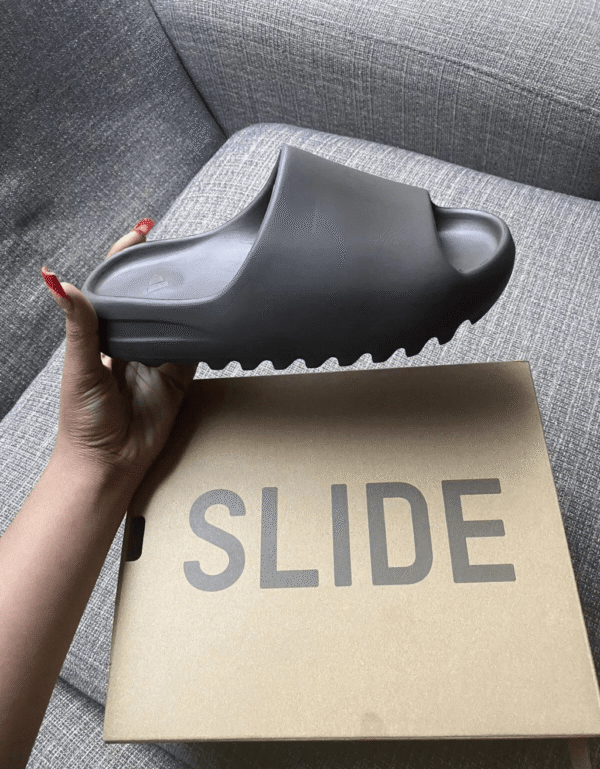Adidas Yeezy Black Slides - First Copy