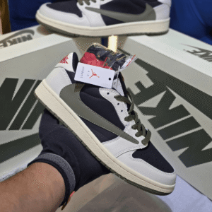 Nike Air Jordan Low Travis Scott
