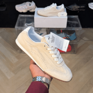 Alo Yoga Sunset Sandstone Sneaker