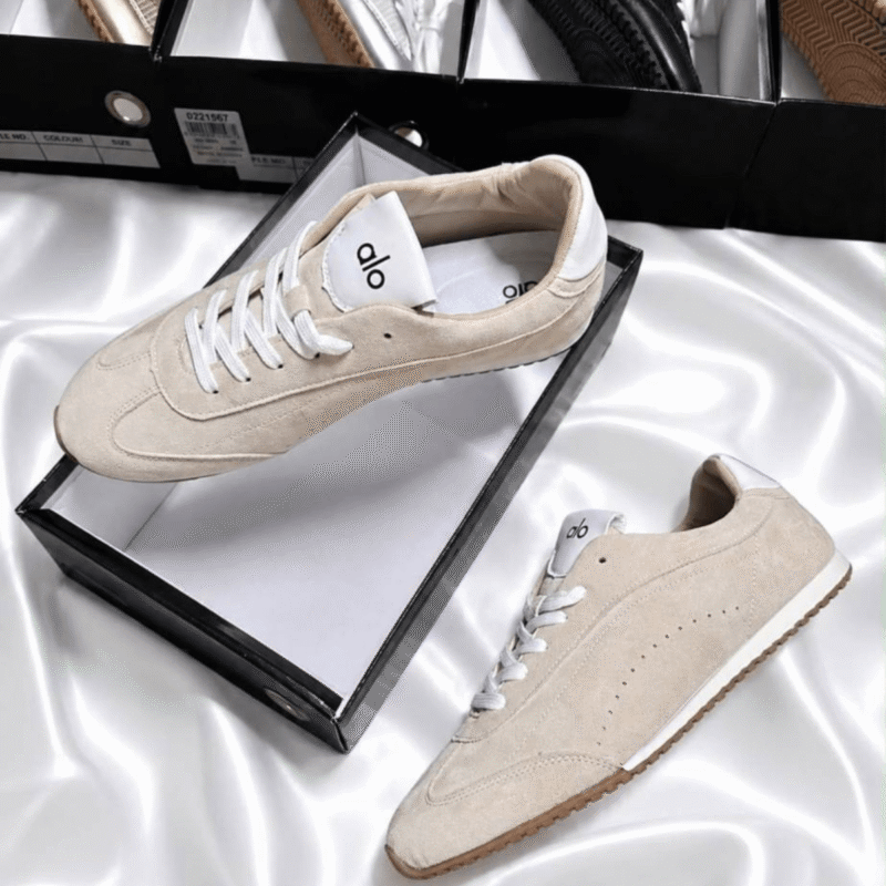 Alo Yoga Sunset Sandstone Sneaker